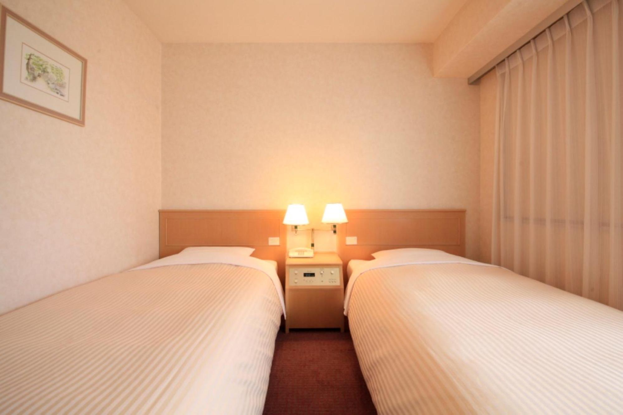Kofu Washington Hotel Plaza Exterior photo